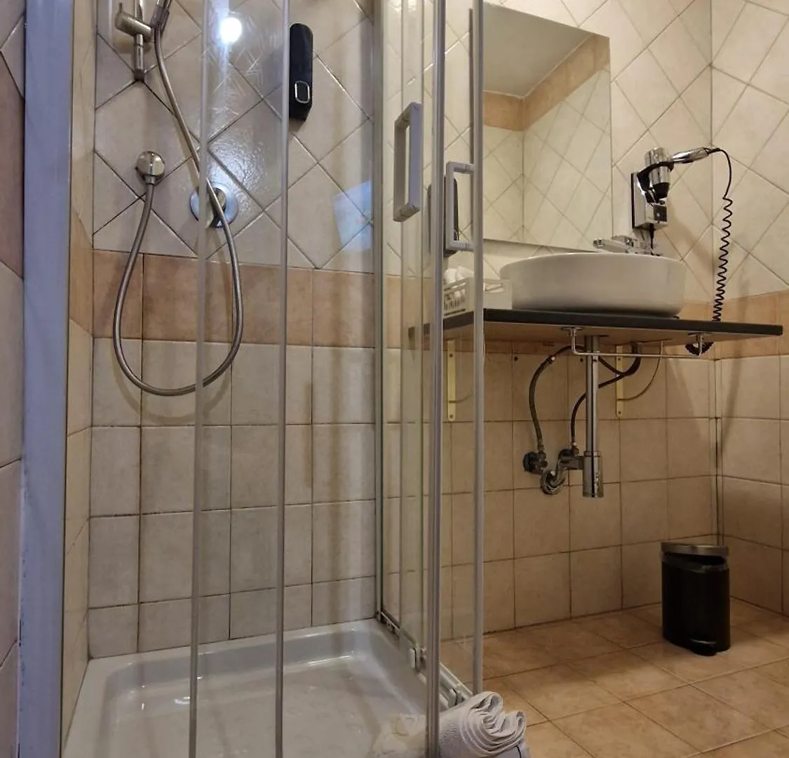 Apartament Roma Loft Colosseo 0*, Rzym